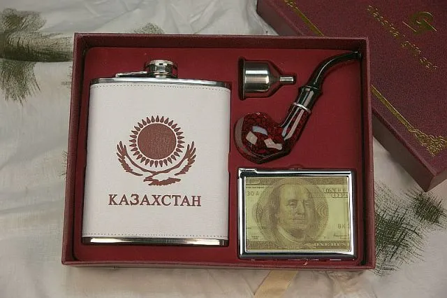 Geschenkset Met Pijp “Kasachstan”