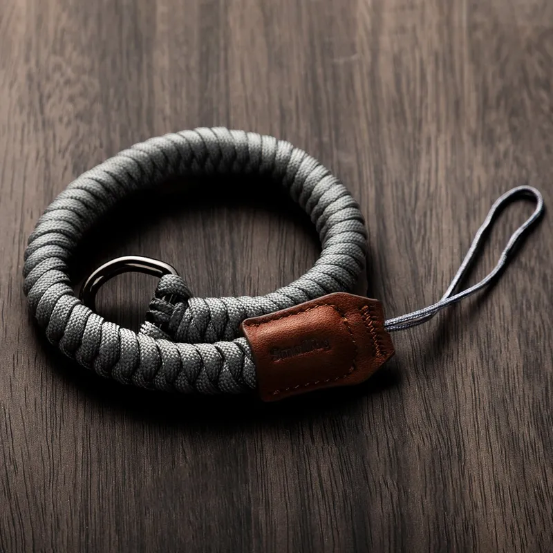 SmallRig 5055 Universal Braided Wrist Strap · Gris