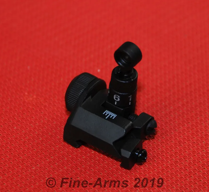 B-Type Klapp Visier Hinten · Negro