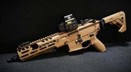 MCX 8' Crosse Pliable [Spécialiste] · Tan / FDE