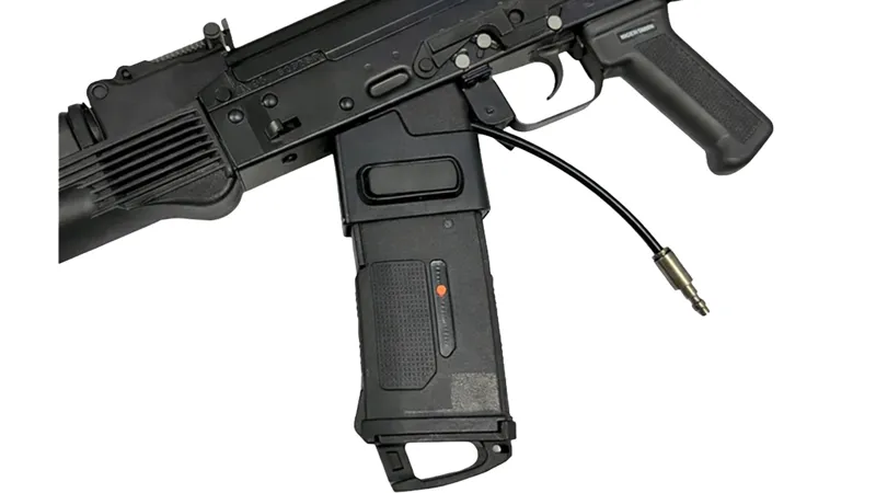 Airtac AK to M4 HPA Adapter - Plug and Play · Negro