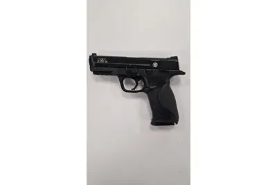 Sonderposten/Defekt - Smith&amp;Wessin M&amp;P 40 CO2, 4,5 mm BB - Umarex