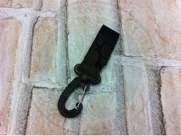 Attacco MOLLE con Moschettone · Negro