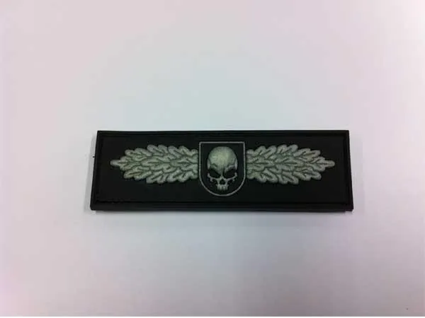 Sof Skull Badge Patch · Black silver