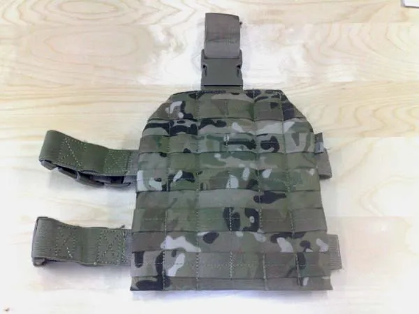 Cosciale MOLLE · Multicam