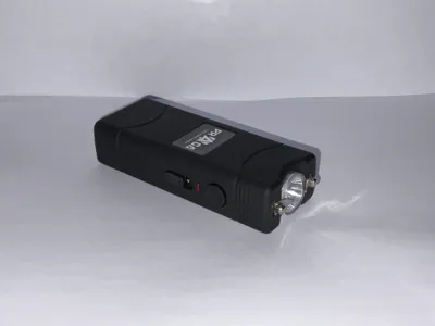 Shocker Lampe Karo Mini 3 800 000 V - Armurerie des 3 Frontières, vente en ligne et en magasin