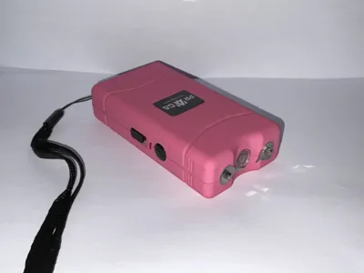 Shocker Lampe Karo 3 800 000 V - Armurerie des 3 Frontières, vente en ligne et en magasin