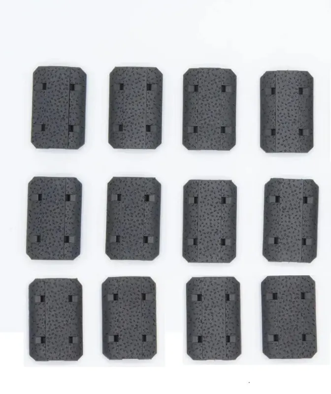 MP Airsoft Copri Slitta per M-LOK Type 2 · Negro