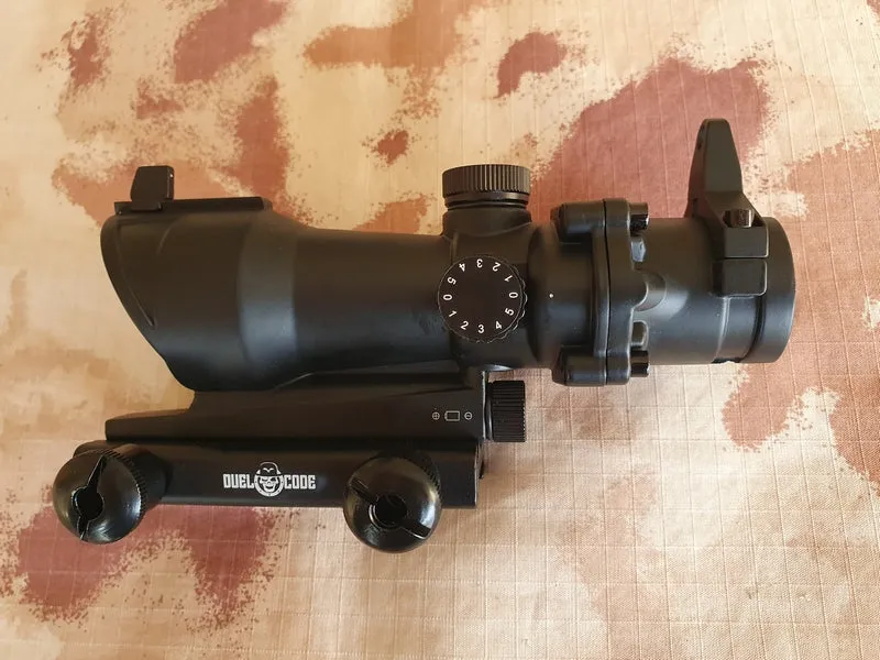Duel Code ACOG - Green Dot · Rojo