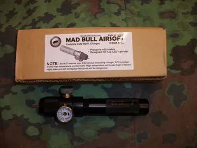 CO2 Adapter Ricarica Manuale con Manometro - Madbull