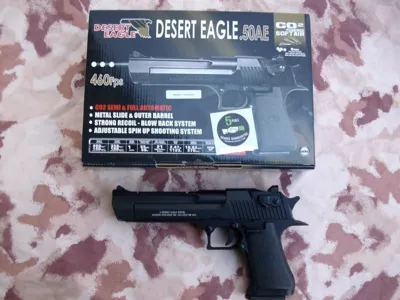 < Desert Eagle.50AE IMI Scritte e Loghi Originali Full Metal a CO2 Semiautomatica e Full Auto - Raffica By > - Cybergun
