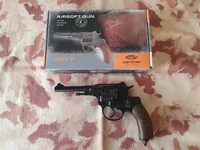 Nagant M1895 Ngt-F CO2 Full Metal Revolver - Gletcher
