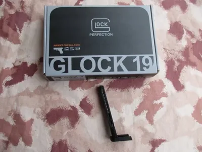 Glock 19 G19 CO2 12BBs Magazine By Wg per Umarex - WG Win Gun