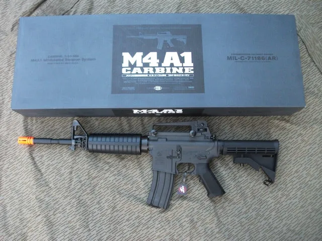Tokyo Marui M4A1 Carbine