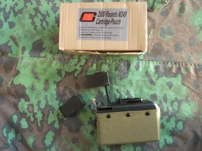 Minimi Caricatore Elettrico 1500BBs - MAG