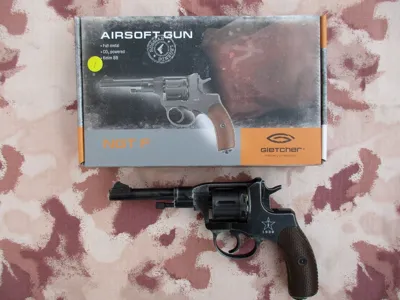 Nagant M1895 CO2 Revolver Weathered - Gletcher