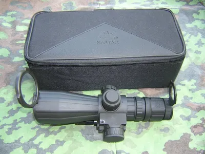 Ottica 3-9x42 Reticolo Illuminato e Laser - NcStar
