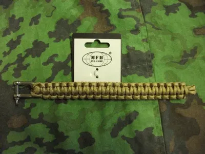Paracord Bracciale con Moschettone Marino Inox - MFH Int. Comp