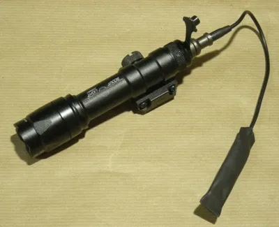 Torcia M600C Scout Light - Element