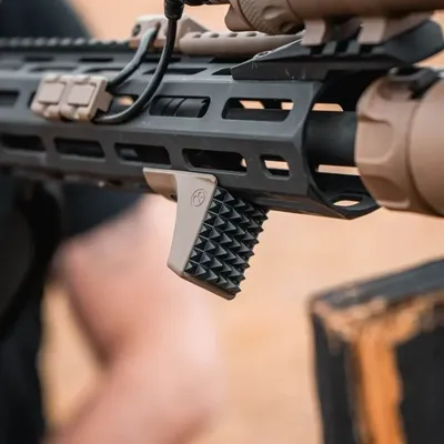 Impugnatura Barricade Stop M-LOK - Magpul