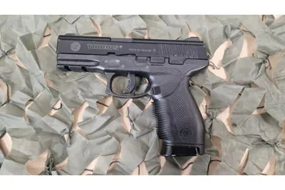 Sonderposten/Defekt - Taurus PT24/7 CO2, BB - Cybergun