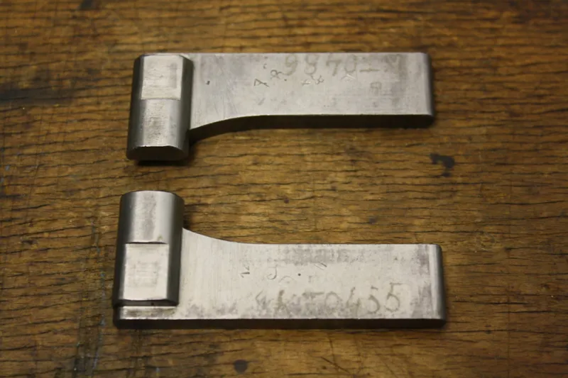 DP28 Lock Flaps, Pair