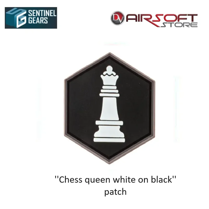 ''Chess Queen on Patch · White black