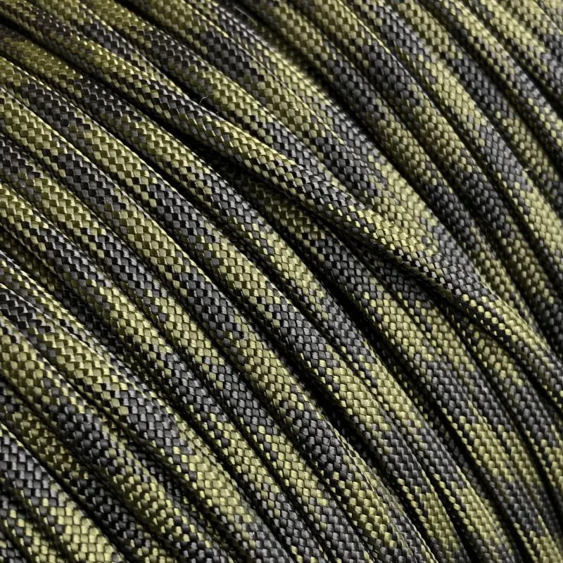 Paracord Type III 550 Forest 30m · Negro