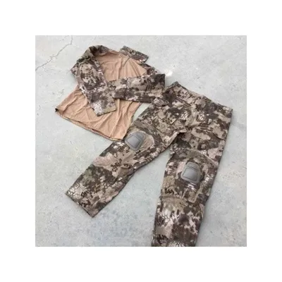 Uniforme Completo Deluxe Combat con Rodilleras