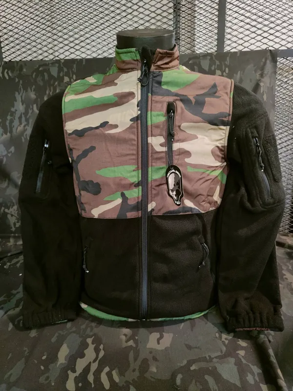 Heavy Duty Fleece Jacket · Camo