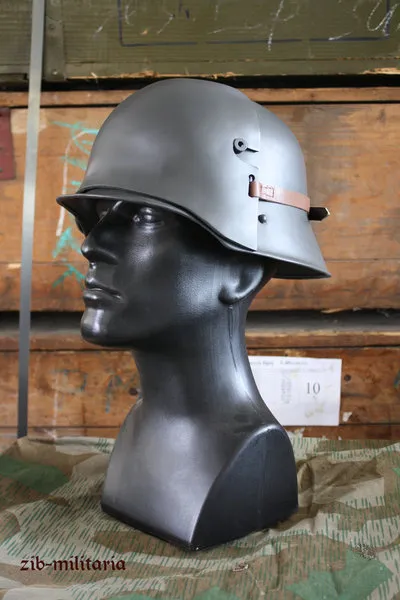M16 Stahlhelm Mit Stirnplatte