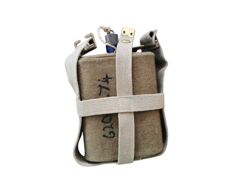 I Brit. Field Bottle M37