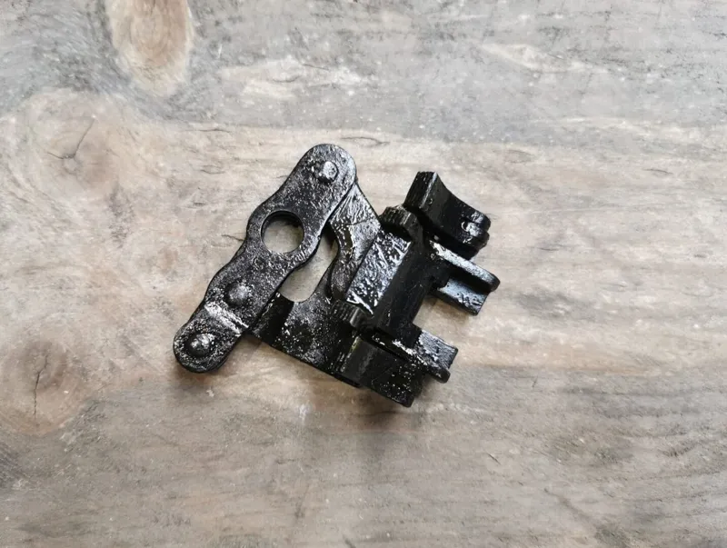 MG42/MG52 Feed Pawl Assembly
