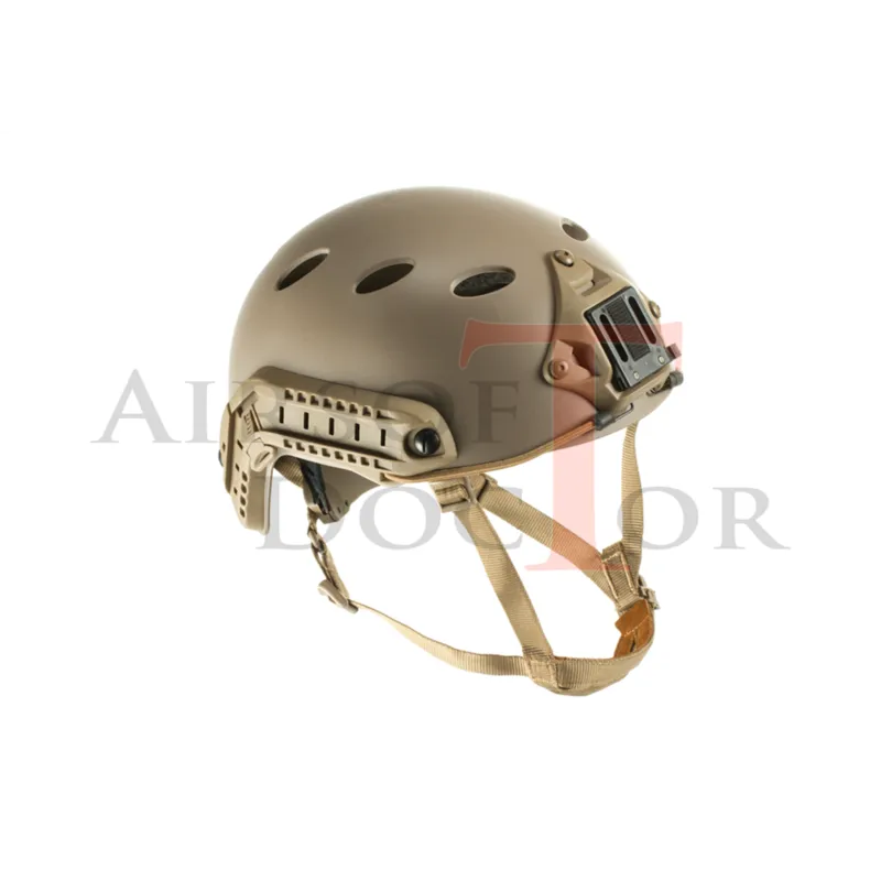FMA Airsoft FAST Helmet PJ · Tan / FDE