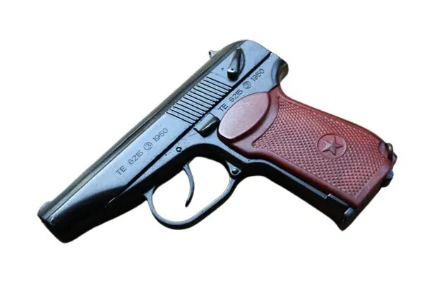 Makarov, Pistol Model #1112 · Negro