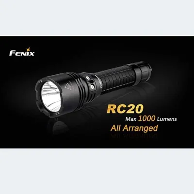 Fénix RC20 1000 Lúmenes 4 Modos