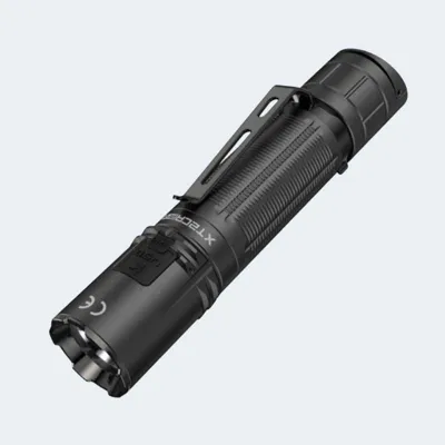 Táctica XT2CR Pro de 2100 Lúmenes