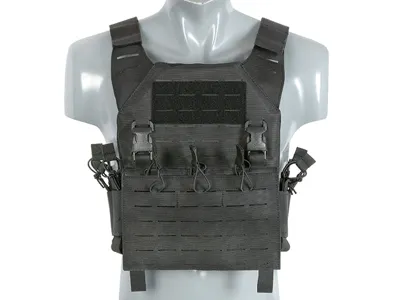 Buckle Up Recon Plate Carrier Med AR15/AK-Magasinlomme, Laser-Cut – Sort - 8Fields