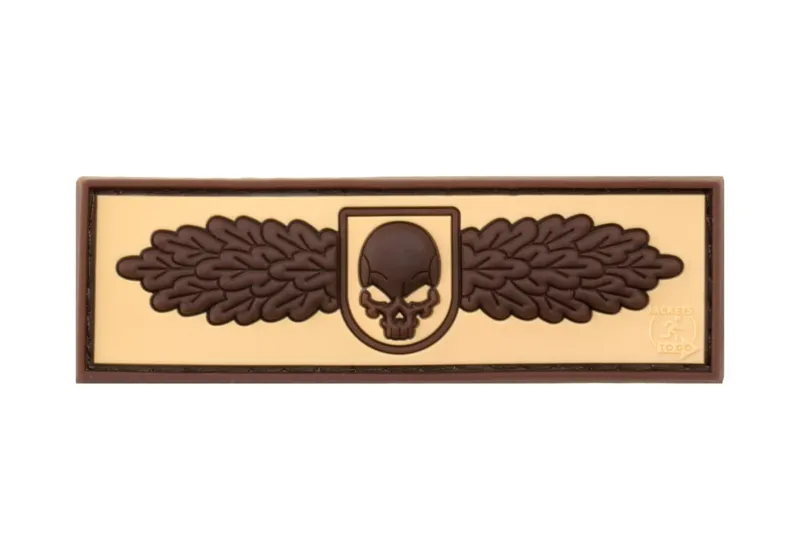 JTG SOF Skull Badge Gummipatch · Tan / FDE