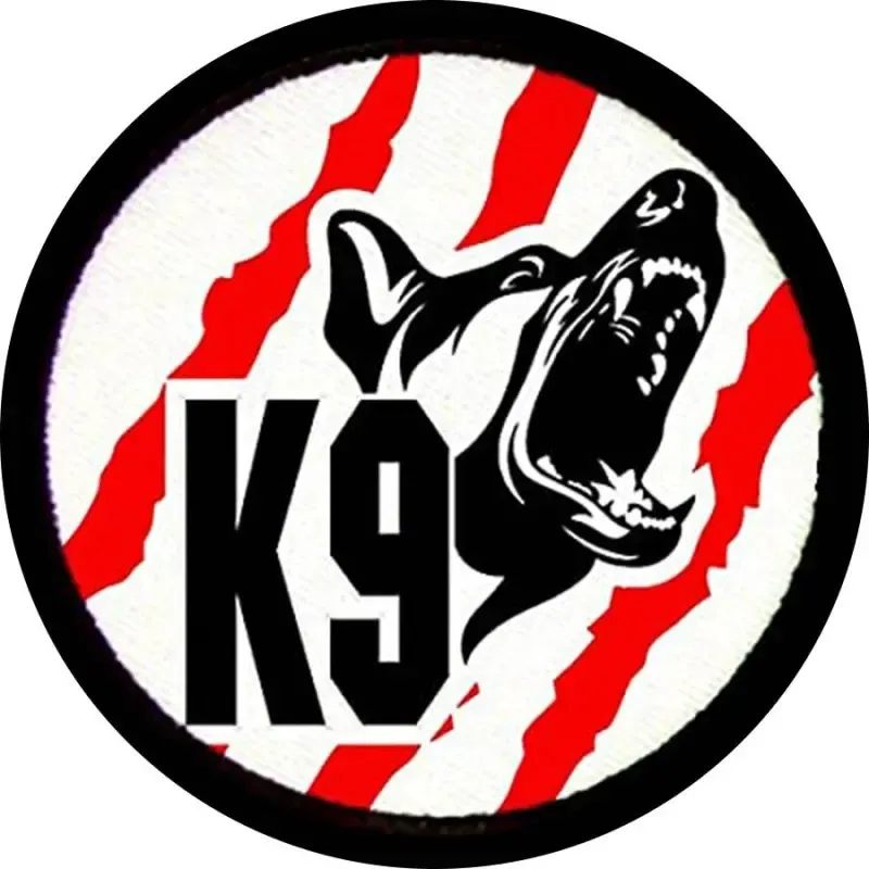 K9 Blanco, Negro y Rojo