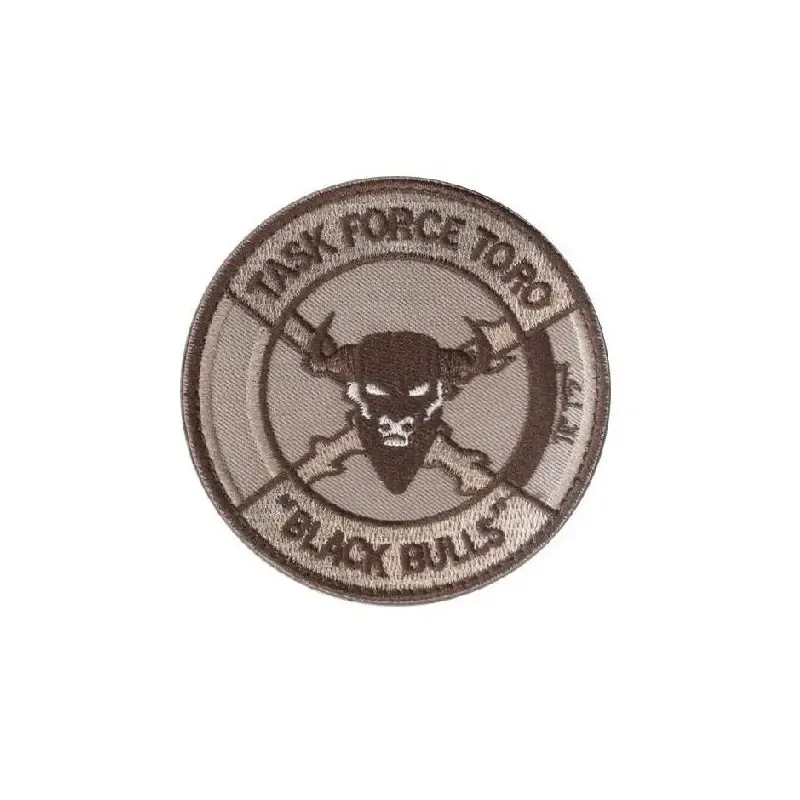 Bordado Bulls · Negro