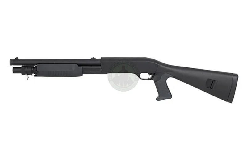 Tri-Shot M56A Pump Shotgun · Negro