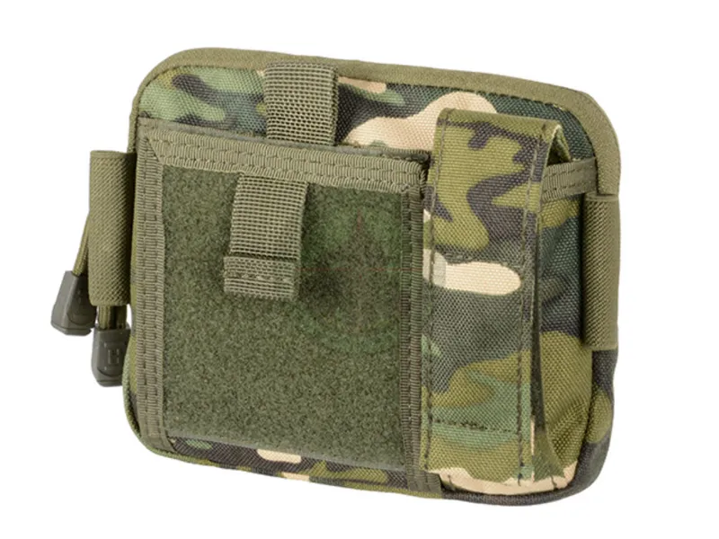 8-FIELDS – Admin Taske, Trope · Multicam