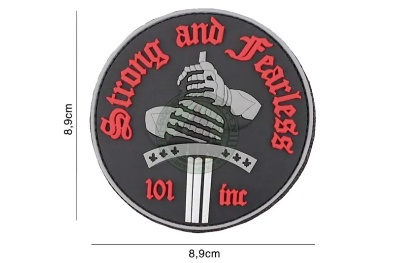3D PVC, Strong and Fearless, Rød