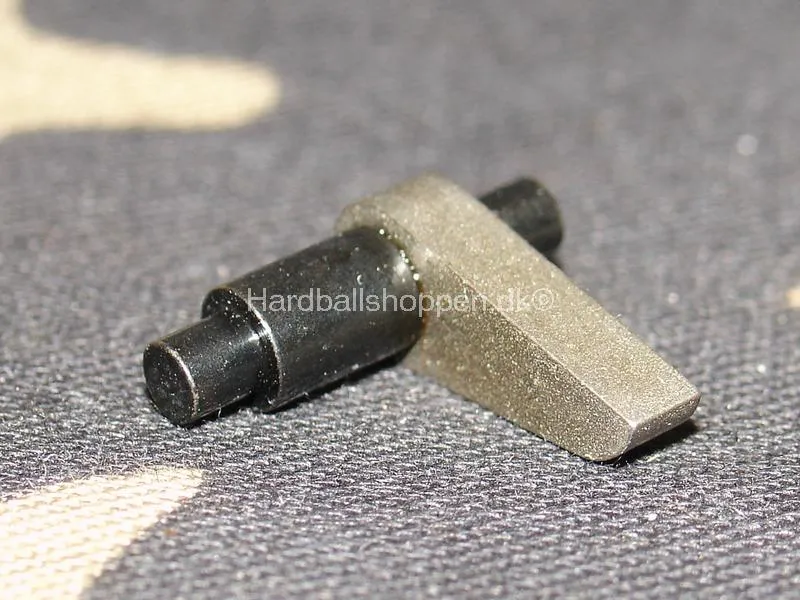 Reversal Prevention Latch