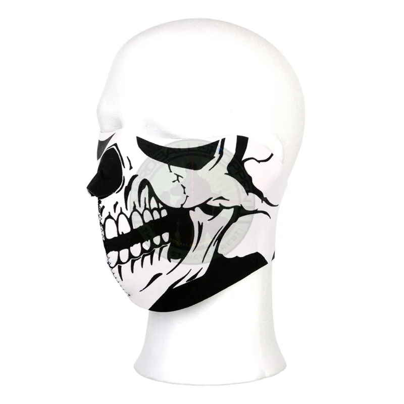 Neopren Halvmaske, Skelet