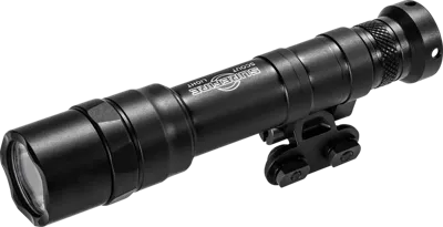 Zbraňová Svítilna M640DF SCOUT Pro LED 1500 lm, 18650 Nebo 2x CR123A - Písková - SureFire