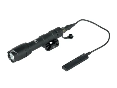 Taktická Svítilna V600 - Wadsn