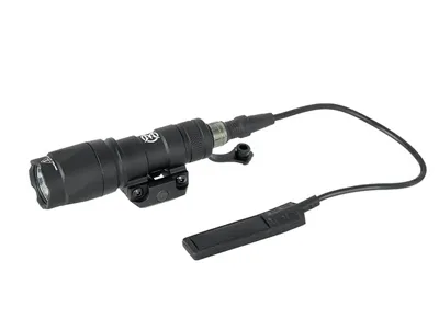 Taktická Svítilna V300 - Wadsn