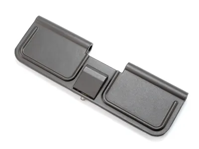 Prachová Krytka Závěru Pro M4 / M16 - Cyma